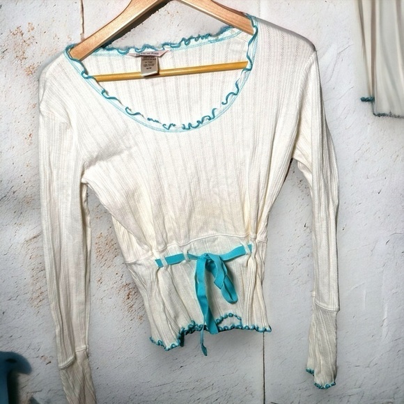 La vie  en rose frilly coquette long sleeve top M - Picture 2 of 5